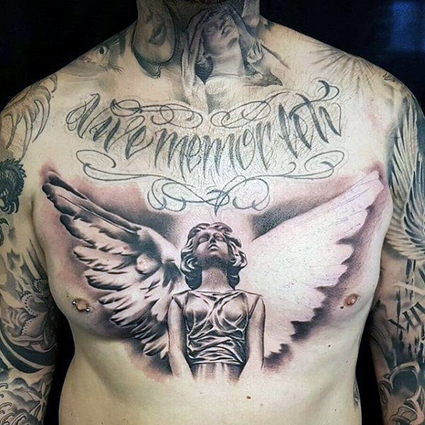 tatuaggio ali sul petto 47